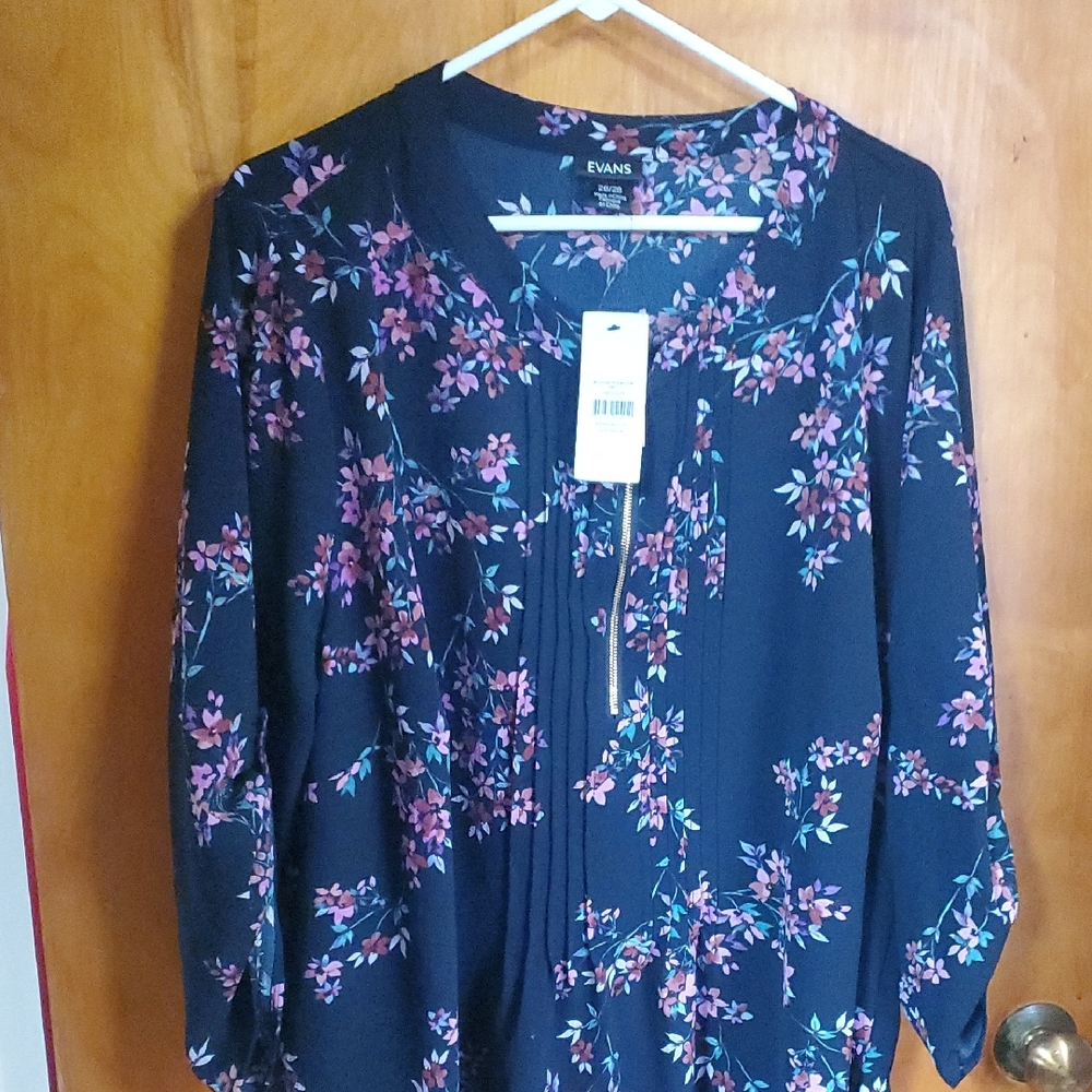 Evans Floral Navy Women's Top D